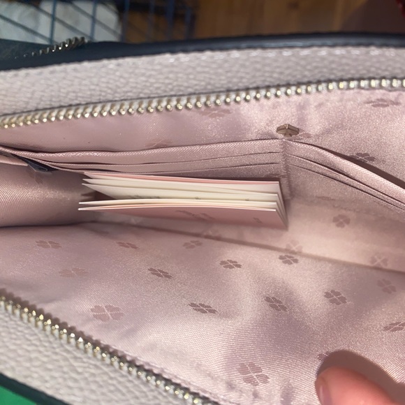 Kate spade cross body bag - Picture 3 of 3